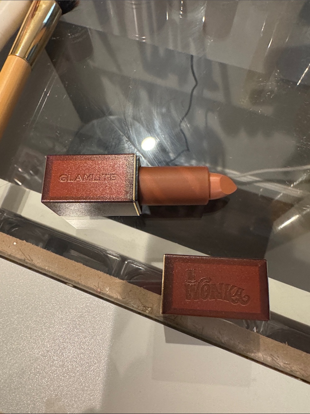 GLAMLITE Matte lipstick winks collection